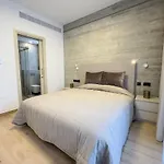 Malberry Park 101 - Modern 2 Bedroom Apartment With Pool, Gym, Jaccuzi